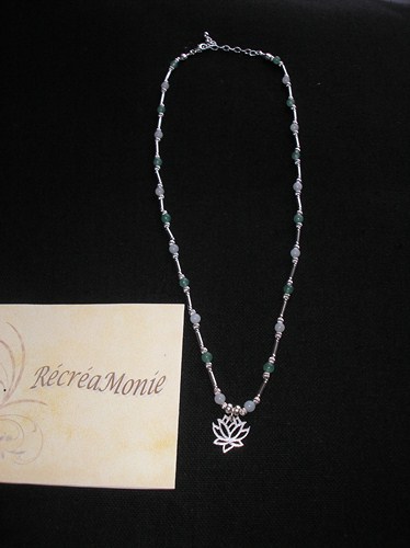 Collier en argent lotus
